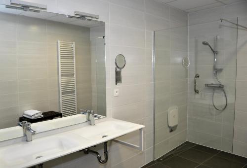 Twinstone Lodge - image 11