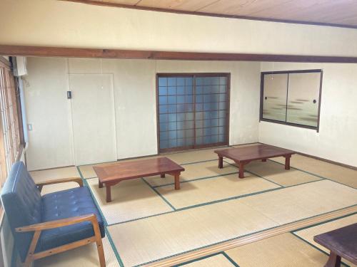 Guesthouse KAZURABASHI in Miyoshi-shi