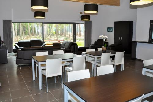 Twinstone Lodge in Genk City Center