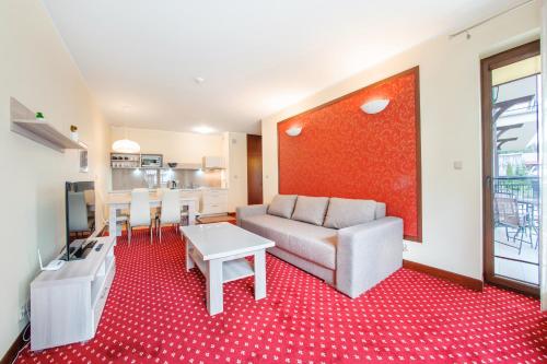 2 bedrooms, 4 beds