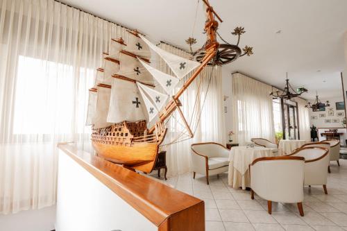 Hotel La Caravella - image 3