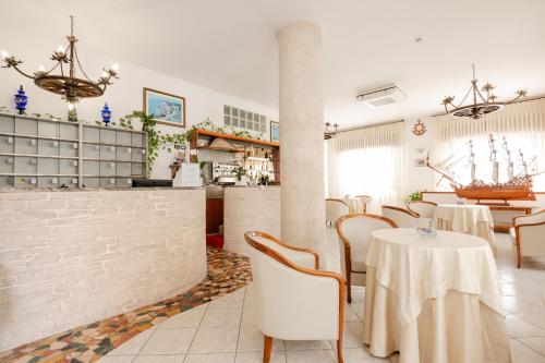 Hotel La Caravella - image 5