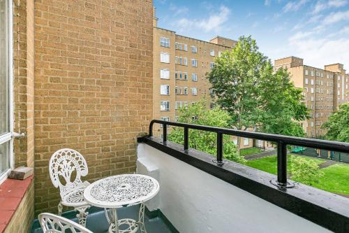 John Aird · Modern flat in Little Venice - image 8
