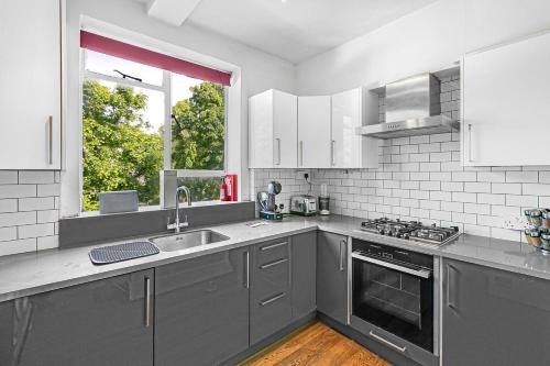 Cozy flat in Beautiful Little Venice London - Pass the Keys - image 13