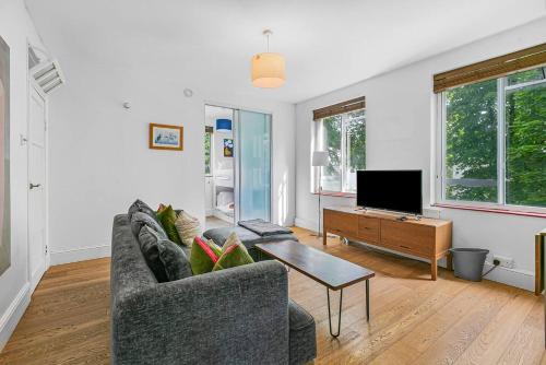 Cozy flat in Beautiful Little Venice, London - Pass the Keys, Londýn
