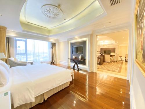 Holiday Inn Foshan Nanhai Central, an IHG Hotel