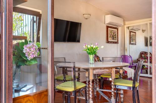 iFlat Campo de' Fiori Panoramic Penthouse - image 5