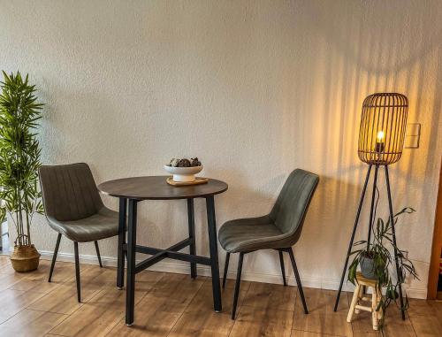 Ruhiges Wohnen nahe Berlin mit schneller S-Bahnanbindung -WLAN und Parkplatz in Bernau bei Berlin, Deutschland