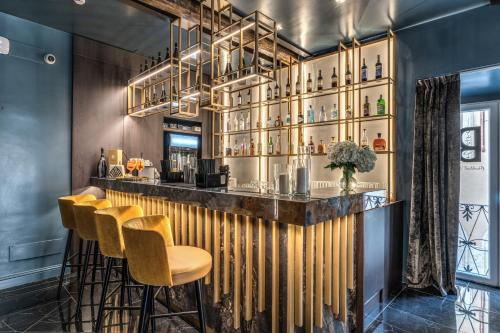 ผับ/เลาจน์, โรงแรม 55 ฟิฟตี้ไฟฟ์ (Hotel 55 Fiftyfive) near เปียซซา ดิ สปัญญา