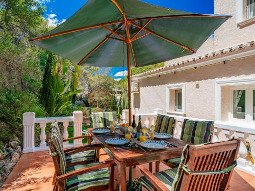 Holiday Home Casa Barbara by Interhome in Ambolo