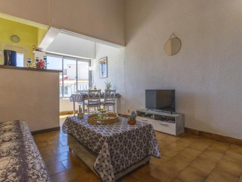 Apartment Le Pharo-6 by Interhome near Le Vivaldi