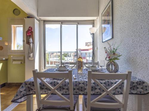 Apartment Le Pharo-6 by Interhome near Le Vivaldi