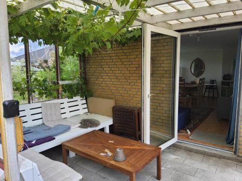 Family Friendly Apt B, 900m to Lego House, parking, Legoland, Lalandia in บิลลันด์