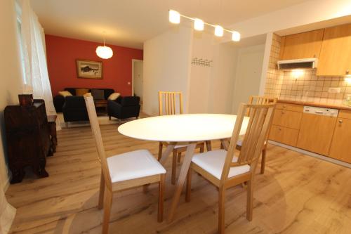  Le Castel 1, Ferienwohnung in Chateau-d'Oex