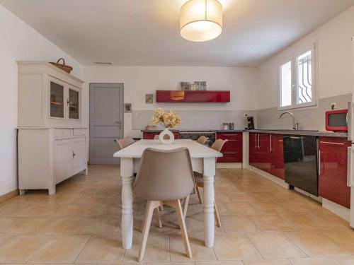 Holiday Home L' amandier by Interhome in Saint-Didier