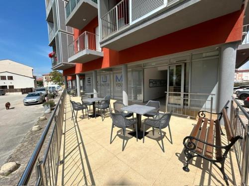 Exterior view, Hostelum in Umag