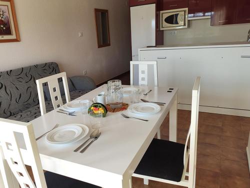 Apartment image 10
