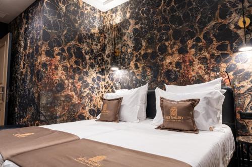 Superior Double or Twin Room image 8
