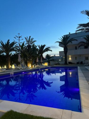 BlueBay Residence Resort - 숙소 외관