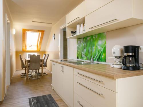 Apartment Duma by Interhome in บาลาตองแกเรซตูร์