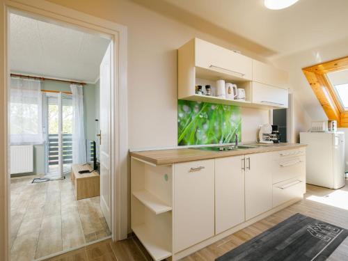 Apartment Duma by Interhome in บาลาตองแกเรซตูร์