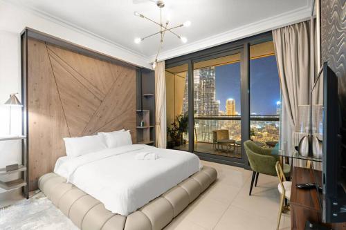 Luxe 3BR Retreat, Balcony Burj & Fountain Views, Prime Downtown Stay, Dubai (photo 3)