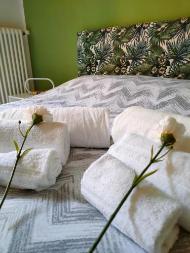 Elegant Smart Suite with Free Parking, Turin (photo 9)