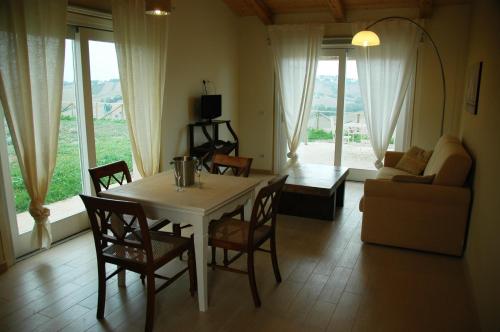 Book the One-Bedroom Apartment with Spa Bath One-Bedroom Apartment with Spa Bath