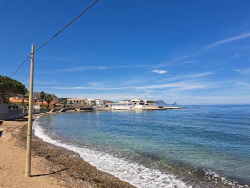 沙灘, Anastasia's House in 特拉比亞