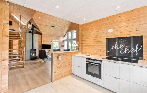 Cuina, Three-Bedroom Holiday Home In Hemmet in Hemmet