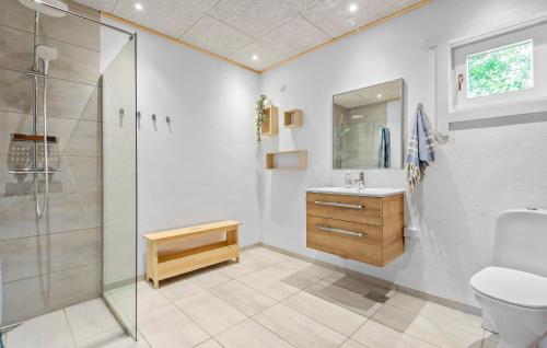 Cuina, Three-Bedroom Holiday Home In Hemmet in Hemmet