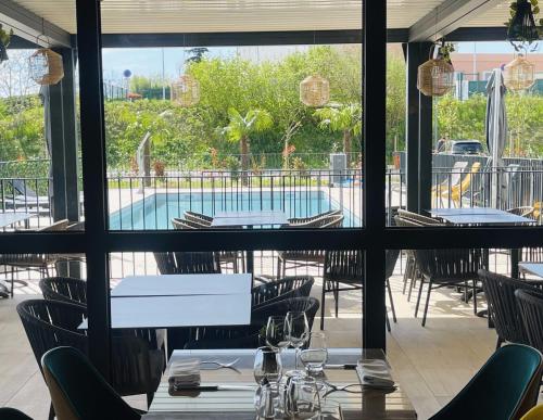 Ресторан, Holiday Inn Dijon Sud Longvic By IHG in Лонгвік