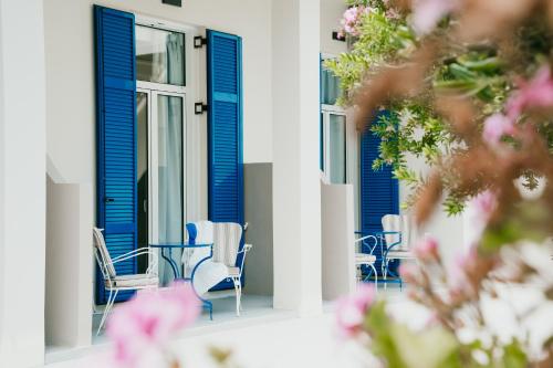 ทัศนียภาพ, พาราไดซ์ อาร์ต โฮเต็ล (Paradise Art Hotel) in แอนโดรส