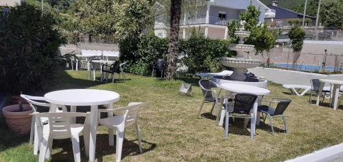 Dārzs, Hostal Entrimeña 2 (Hostal Entrimena 2) in Entrimo