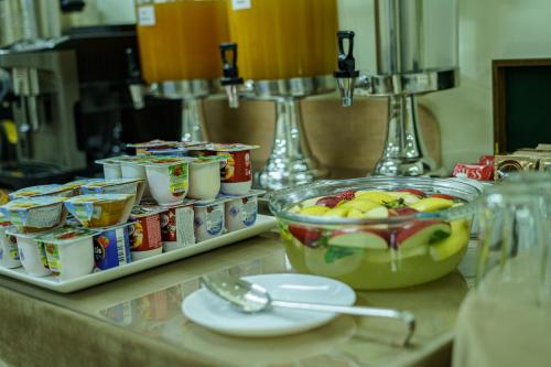 563784233 Welcome Inn Hotel