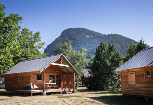 Huttopia Bourg St Maurice - Camping - Bourg-Saint-Maurice