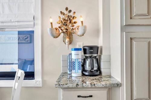 Couples Retreat On The Ocean Wwasher And Dryer!