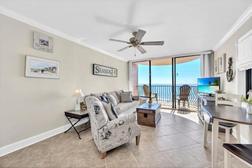 Couples Retreat On The Ocean Wwasher And Dryer!