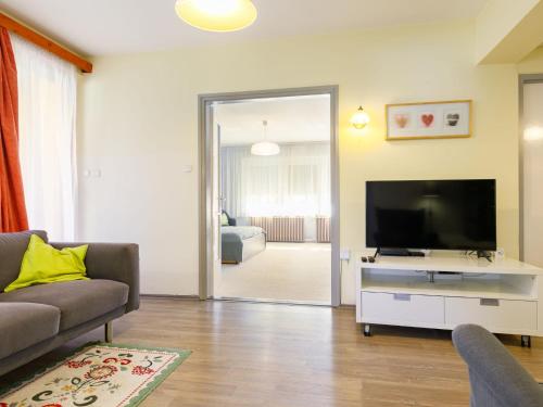 Apartment Carlo by Interhome