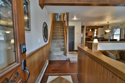 Ridge Retreat Breckenridge Townhome Great Location and Views in Breckenridge, USA
