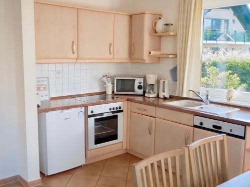 Seeurlaub Müritz - Haus Müritzblick, Haustiere willkommen, nur 200 m zum See (Seeurlaub Muritz - Haus Muritzblick, Haustiere willkommen, nur 200 m zum See) in Robel/Muritz