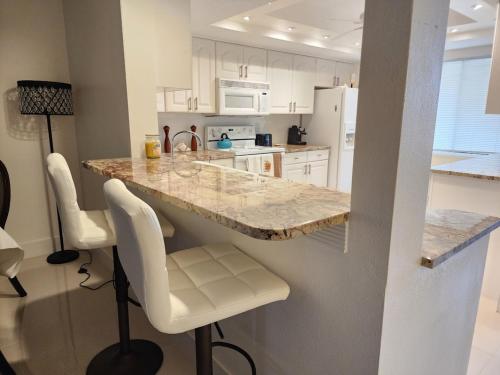 Waterway 432 - Monthly in Bradenton, USA