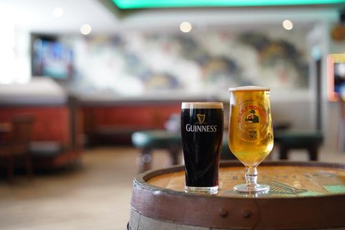 Bar/lounge, Hardgate House Hotel in North Glasgow