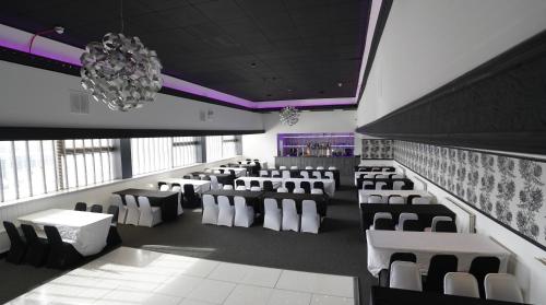 Banquet hall, Hardgate House Hotel in North Glasgow