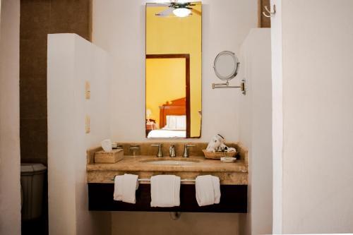 563839730 Hotel Boutique Casa Don Gustavo, Campeche