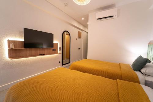 Hotel Club-E Room Type - Twin Room with Terrace