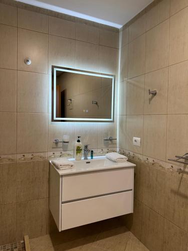 Olis Place, Tirana (photo 10)