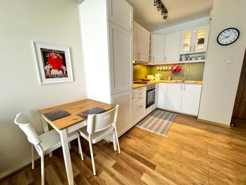 Różana Apartment with Parking (Rozana Apartment with Parking) in Zabki