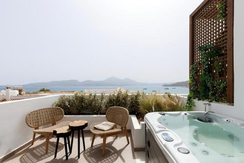 热水浴池, Boho Sapiens Sea View in 米洛斯岛