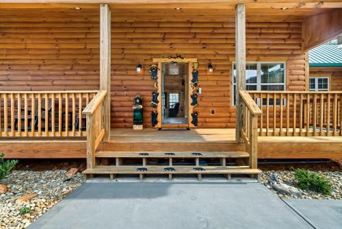 Bandit Lodge by Eden Crest